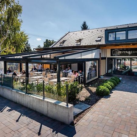 Győrújbarát Guba Vendeghaz B&B 외부 사진