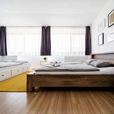 Győrújbarát Guba Vendeghaz B&B 외부 사진