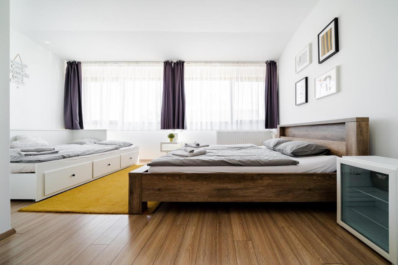 Győrújbarát Guba Vendeghaz B&B 외부 사진